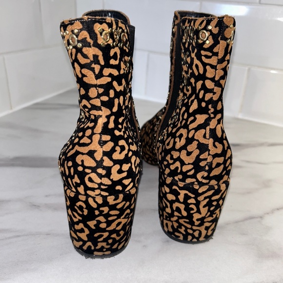 Kurt Geiger Boots UK 5 leopard print block heel ankle high gold tone detail - Picture 6 of 7